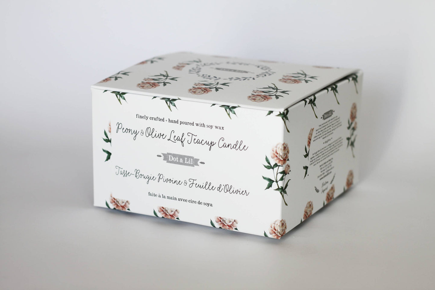 Peony & olive leaf teacup candle