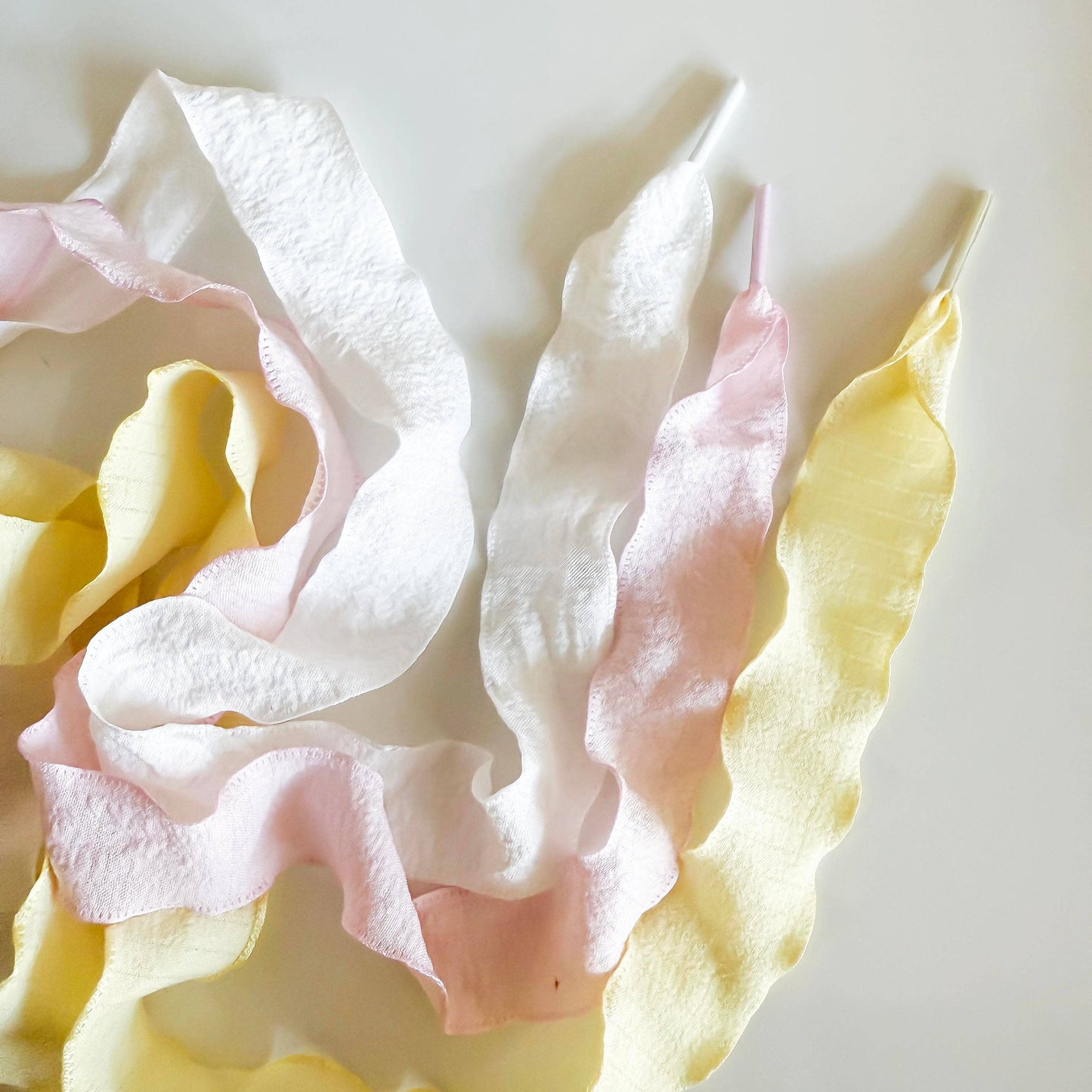 Leo & Lee – Tennis Sneaker Charm Set