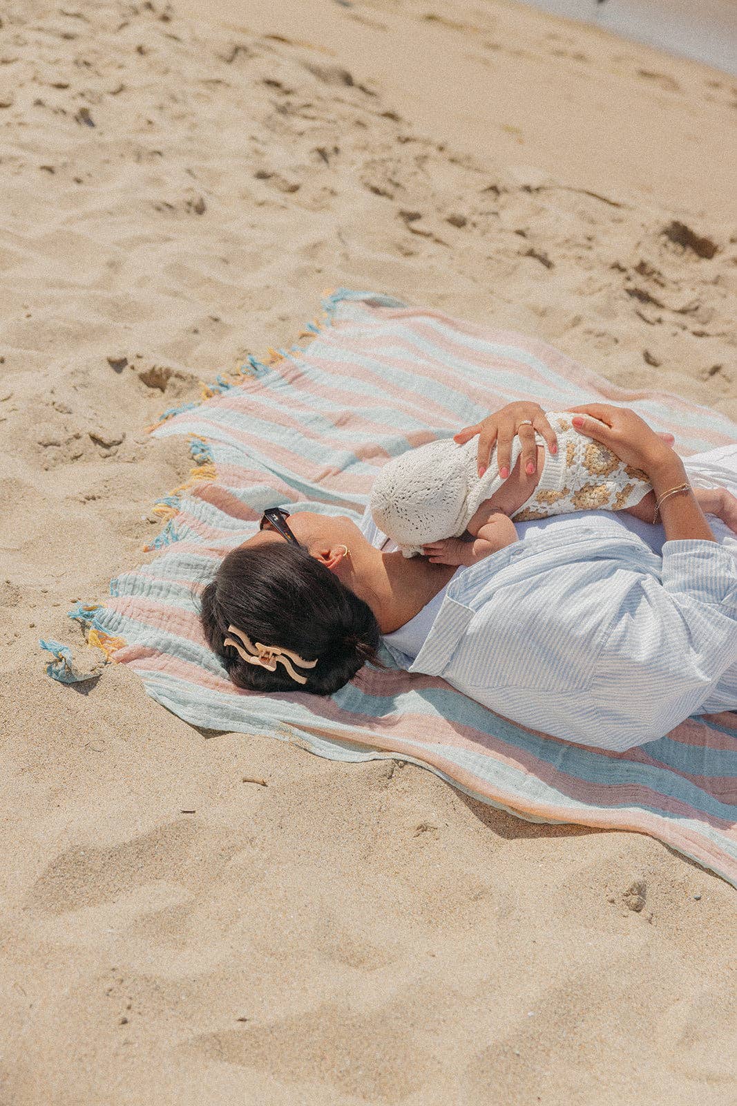 Kaxi Original Wavy Hold Everything Claw