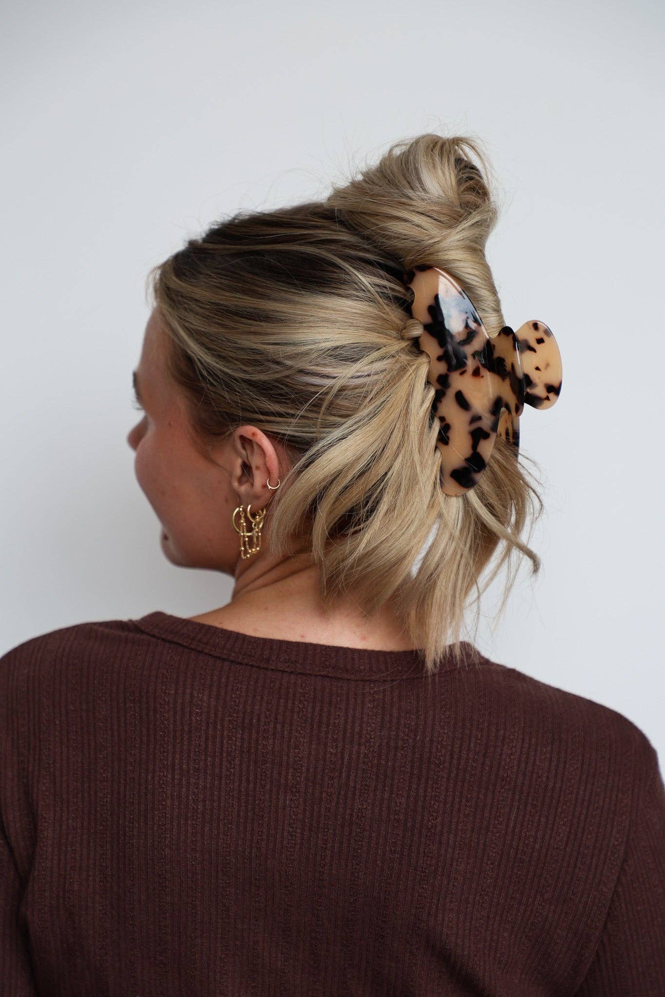 OVERSIZED ACETATE CLAW (4 COLORS)