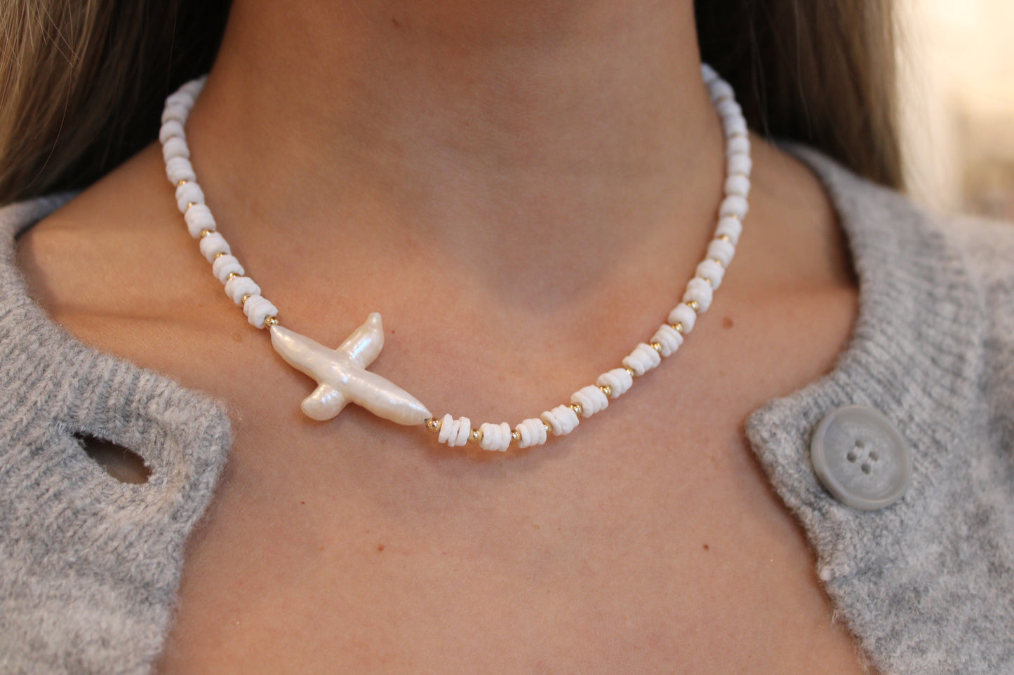 Litub Shell Cross Necklace