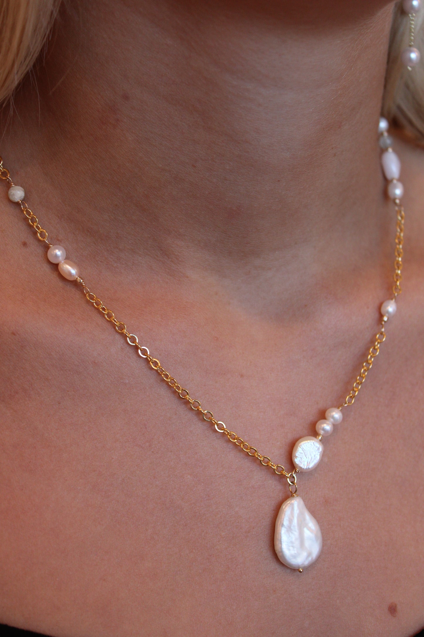 Sammie Pearl Drop Necklace