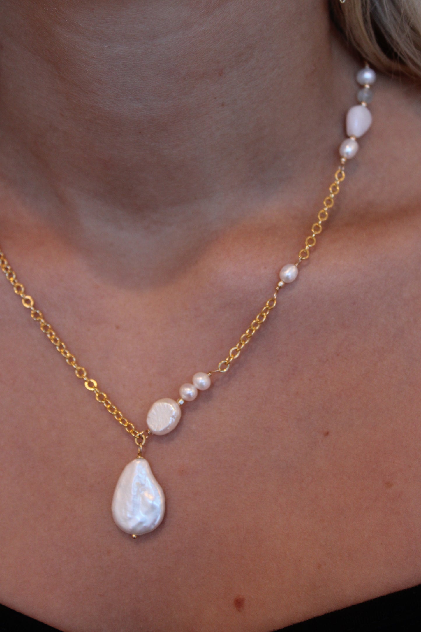Sammie Pearl Drop Necklace