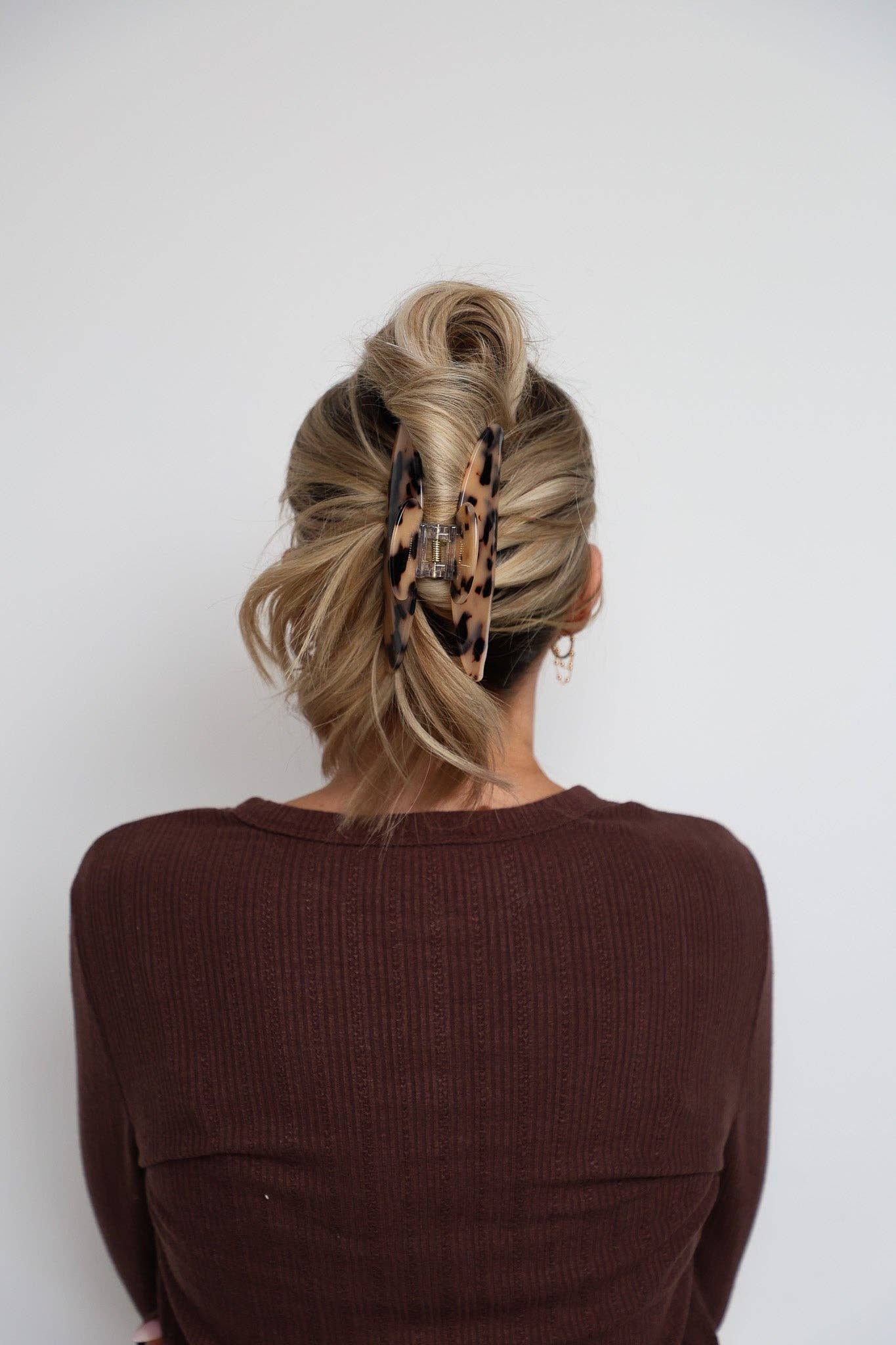 OVERSIZED ACETATE CLAW (4 COLORS)