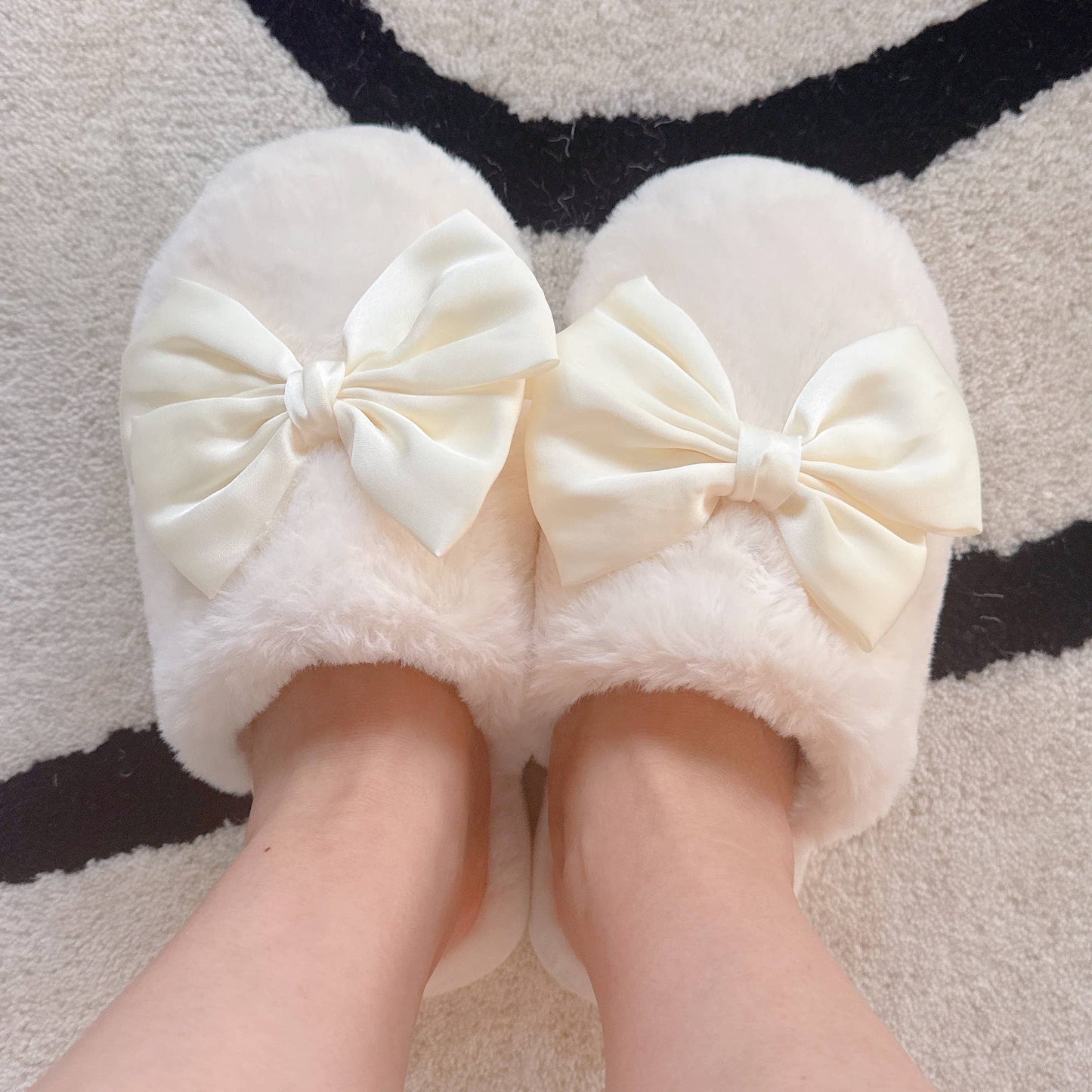 Fur Cozy Lounge Slippers