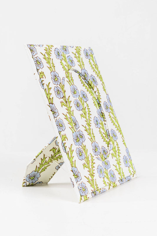 Blue Forget-Me-Not Picture Frame with Oval Opening, 4x6