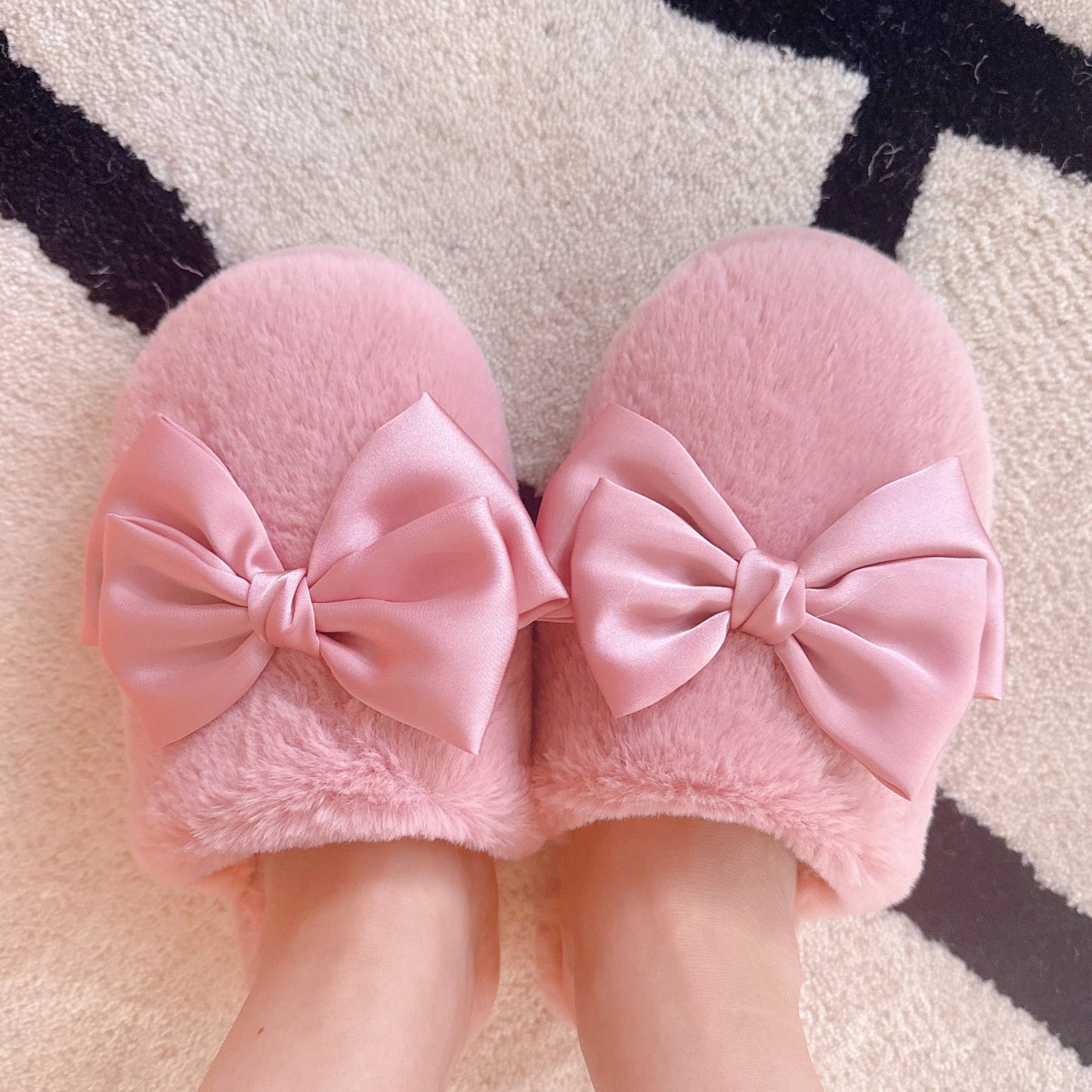 Fur Cozy Lounge Slippers