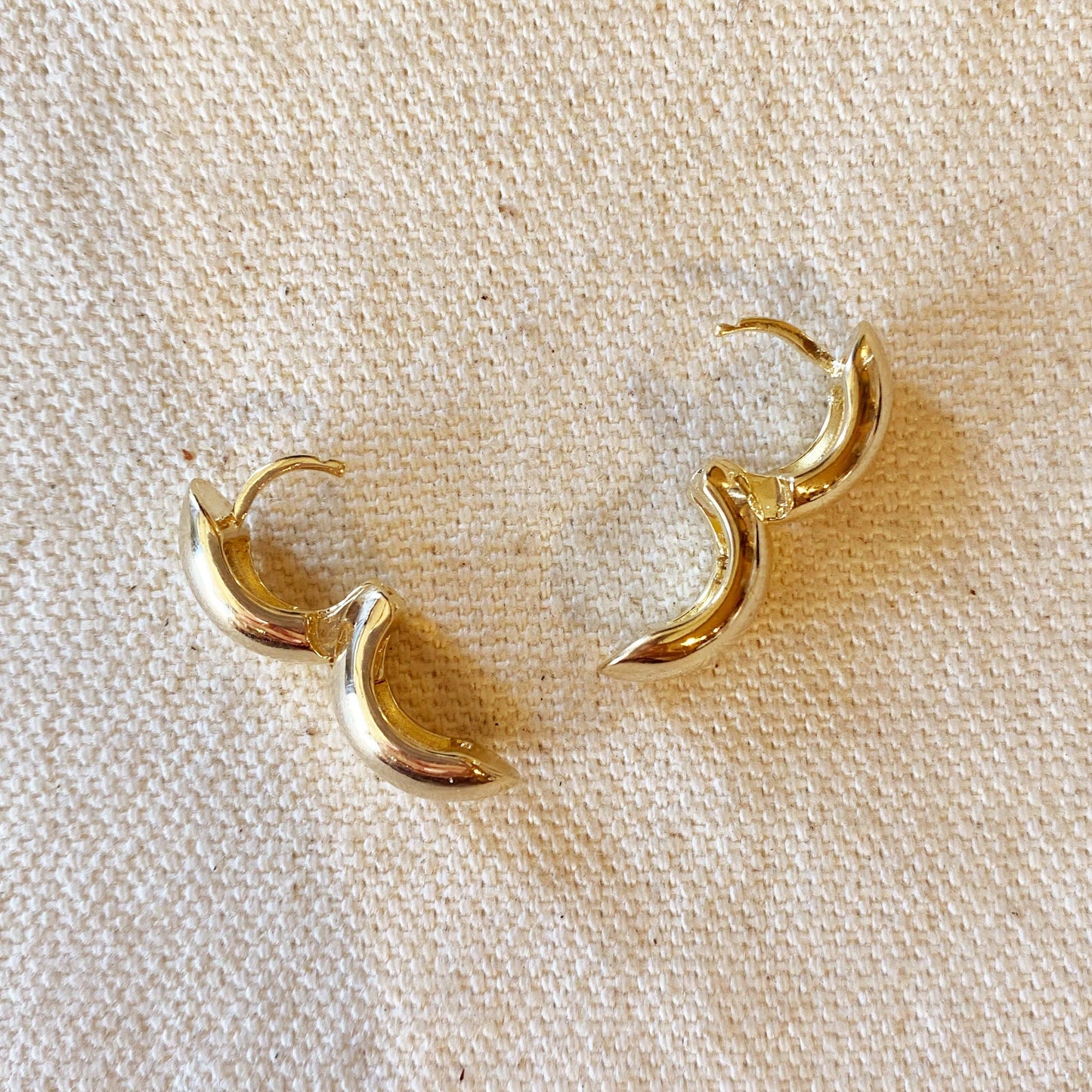18k Gold Filled Rounded Chunky Clicker Hoop Earrings
